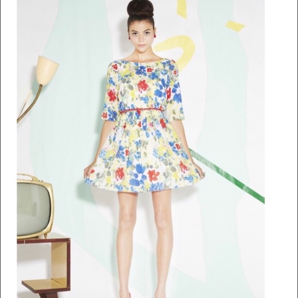 Alice + Olivia Dresses & Skirts - Alice+Olivia Grier Silk Blend Floral Dress